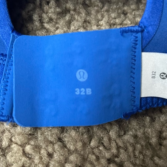 Lululemon Swift Speed Bra *High Support - Picture 6 of 7